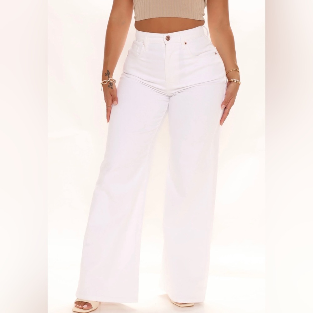 White High Rise Vintage Wide Leg Jeans